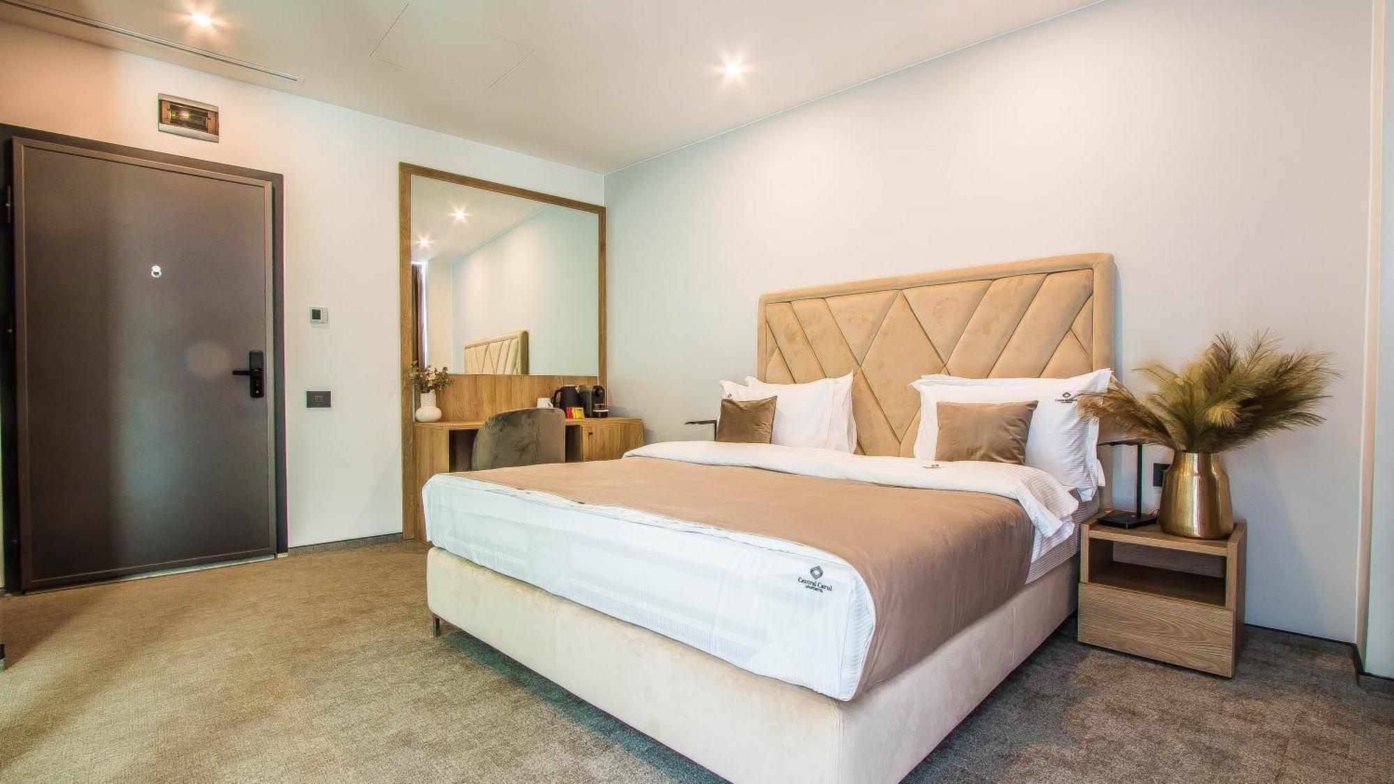Central Apart Hotel